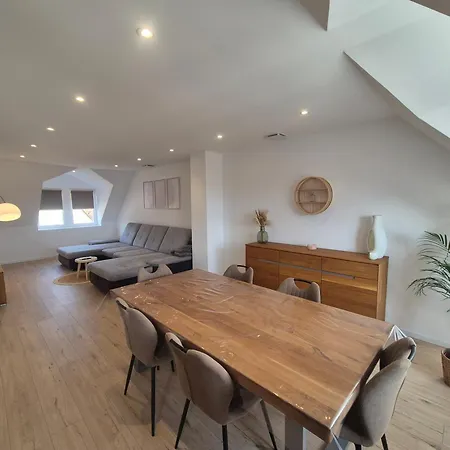 Appartement Lumineux Et Spatieux 아파트 *