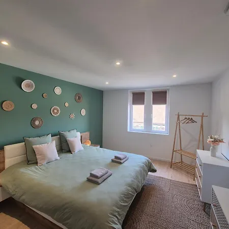 Appartement Lumineux Et Spatieux * 마를랭